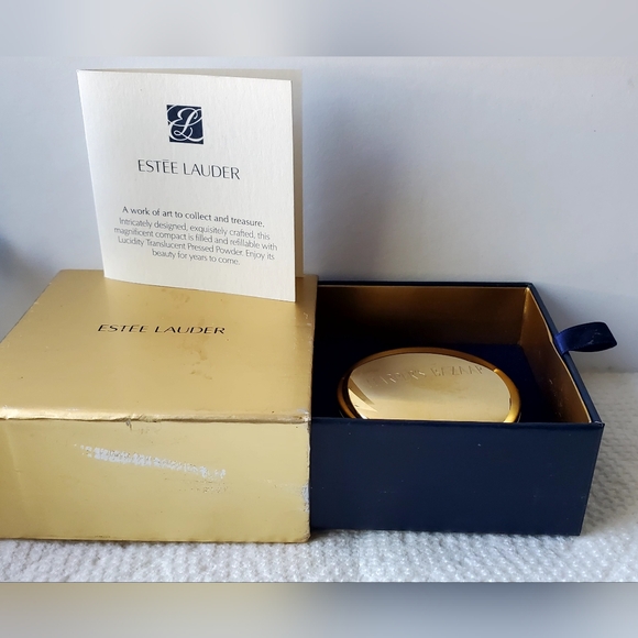 Estee Lauder AFTER HOURS SLIM Perfecting Pressed Powder Compact #01 Translucent - Picture 5 of 8